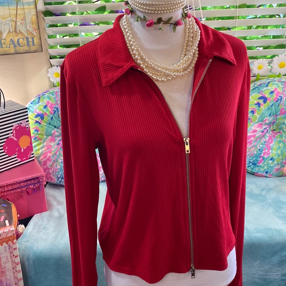 NEW! NOBO short red zipper top cute for the holidays